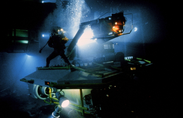 valhallapics's tweet photo. Not only did Dennis Muren, Hoyt Yeatman, John Bruno and Dennis Skotak win the #Oscar for #BestVisualFX, but #TheAbyss was also nominated for #AcademyAwards for Best Sound, Best Art Direction, and Best Cinematography! 13/13 https://t.co/BR7I12pCwD