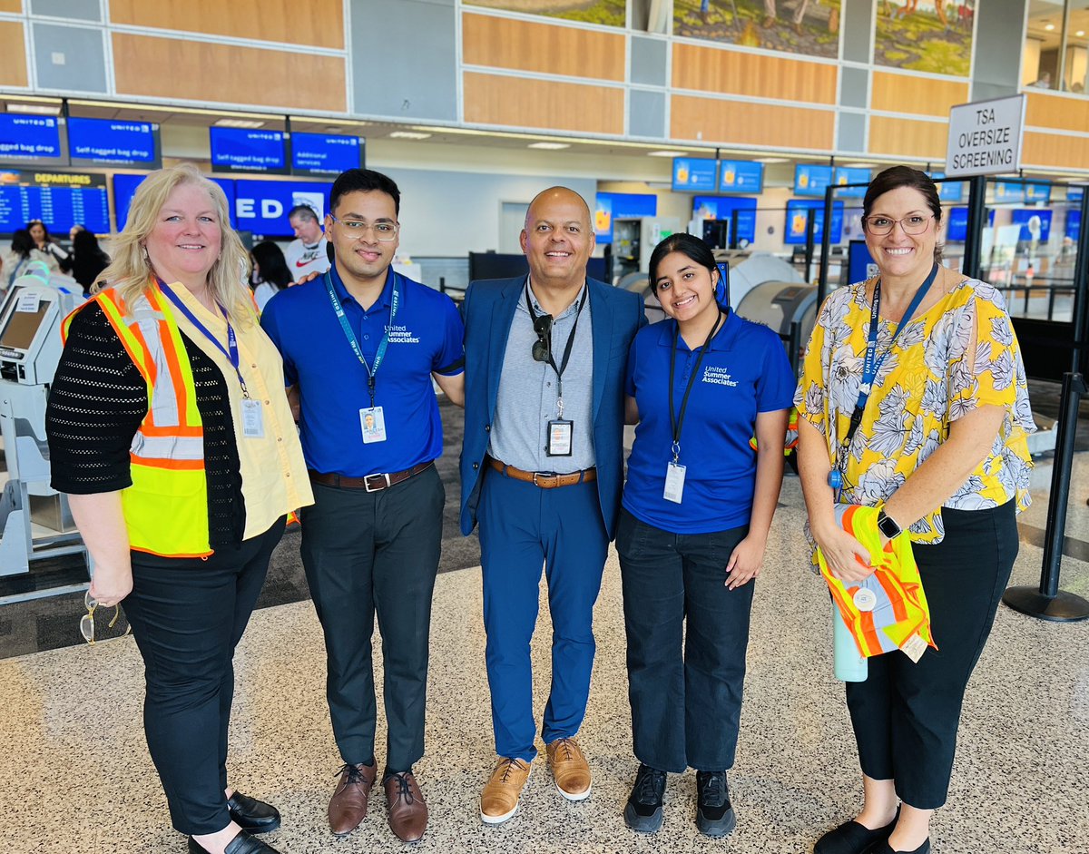 Thank you to our @united Summer Associates assigned at AUS, Jaineesh & Apoorva #AUSome @Tobyatunited @MikeHannaUAL @DJKinzelman @espresso613 @jcourt4241968 @spiper0617