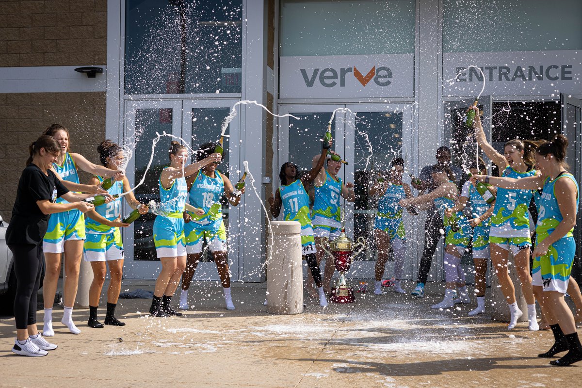 WisconsinGLO's tweet image. All smiles from the 2023 @GwbaUS CHAMPS! Here are some shots from Sunday after the win! 🏆🏀💪#letsglo #oshkosh #2023gwbachampions 

📸: Cornelius James Photography