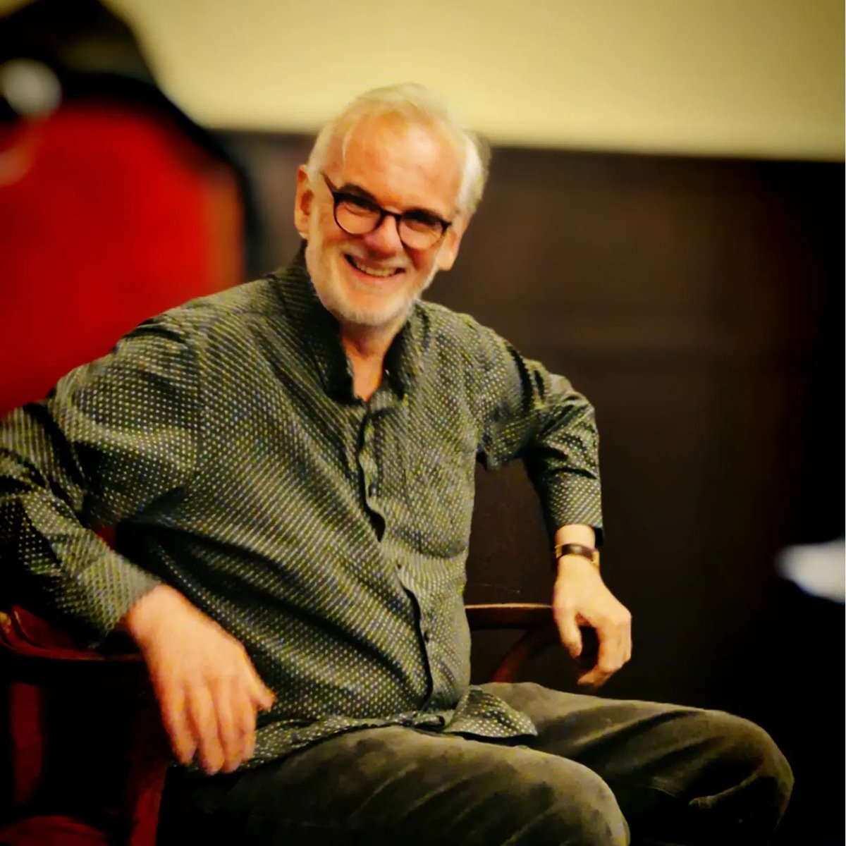 fobakesbadly's tweet photo. Tonight, as part of the Maiden City Festival, we had the delightful pairing of Tim McGarry and Dr. David Hume diving deep into the period of the siege and the ever-controversial Lundy. @Tim_Mc_Garry
@UlsterScotsAgen
#MaidenCityFestival #TimMcGarry #DrDavidHume https://t.co/8DQIGgsc7u