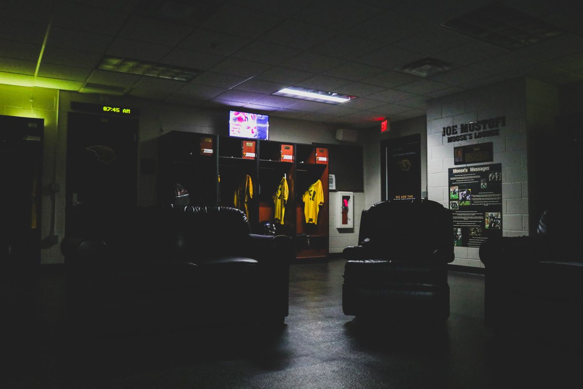 UW-Oshkosh Football tweet media