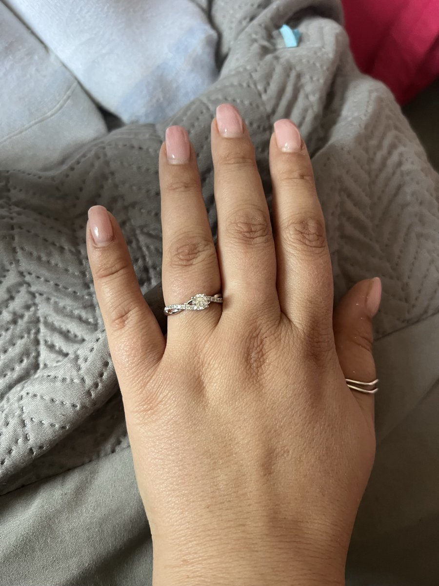 Rachel Roberts tweet media