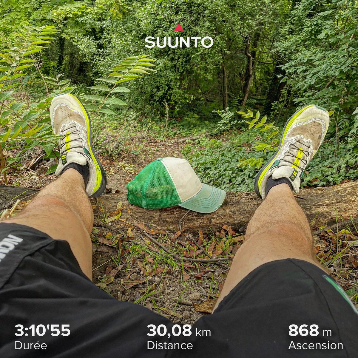 casquetteverte's tweet photo. [🏃🏻‍♂️ Tous les sentiers de GraVelle 🐹 • J - 23 : UTMB 🇫🇷🇮🇹🇨🇭] • En écoutant le stream de @papesanvlog sur Twitch 🟣 C’est une expérience ce stream 😂 • #CasquetteVerte #Running #Trail #UltraGlide2 #Suunto9peakpro #UTMB #UTMB2023 #DiagonaleDesFous #ChouChouGate #GraVelle #Paris https://t.co/OQH878MmY9