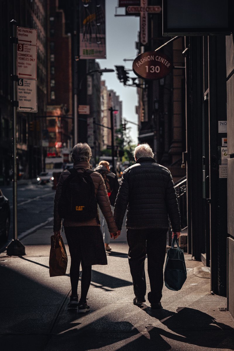 sirtificate_hh's tweet photo. I have no title for this one.

#streetphotography https://t.co/bqtPYm2Tah