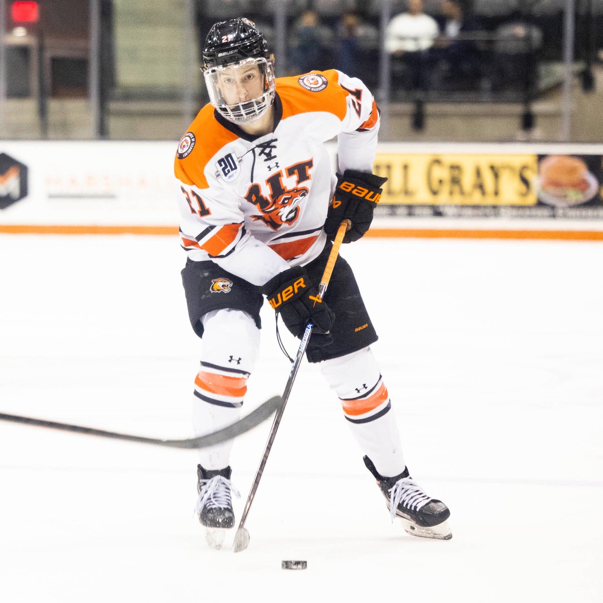 Atlantic_Hockey's tweet photo. In just two seasons, @RITMHKY's Carter Wilkie has registered 7⃣0⃣ points on 27 goals and 43 assists for the Tigers to rank in the career Top 10 in all three categories among active @Atlantic_Hockey players.

#RoarTech | #ReturningStars https://t.co/OpOFWcvQmM