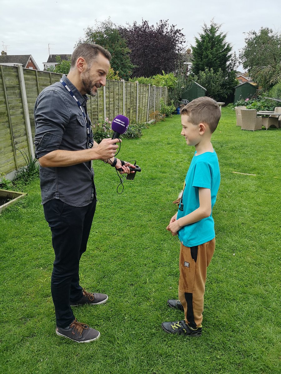 CazAdams3's tweet photo. Here's our Jack being interviewed by @BBCGlos for his #MakeADifference 'green' award nomination! He was very excited! 🌎🌱⛰️🚶‍♂️
#imafinalist @Benfogle @SteveBackshall @GlosLiveOnline @Natures_Voice @worldlandtrust @REGUABrasil @RSPBEngland @nickyprice @LeeDingain @BBCCountryfile https://t.co/yj3zYPfZdG