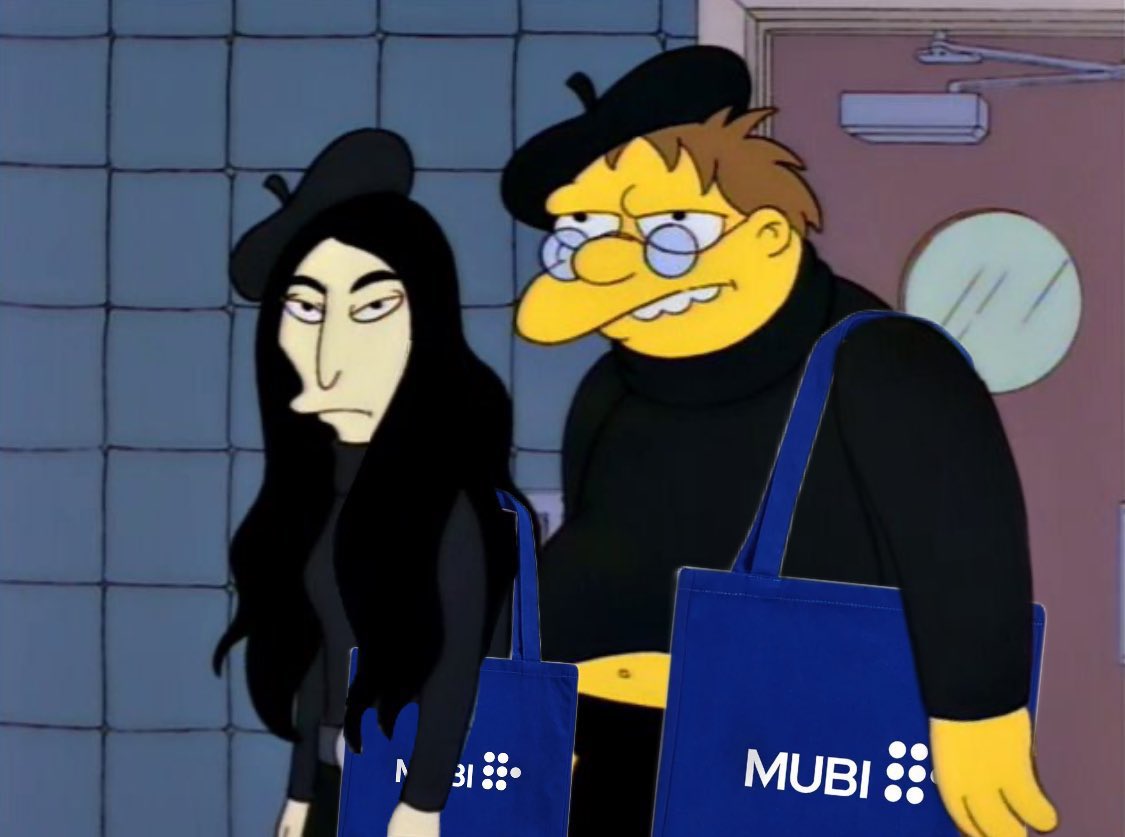 SoySimpsonito's tweet image. Los cinefilos de ocasión preparándose para llegar a la nueva cineteca a marcar territorio: