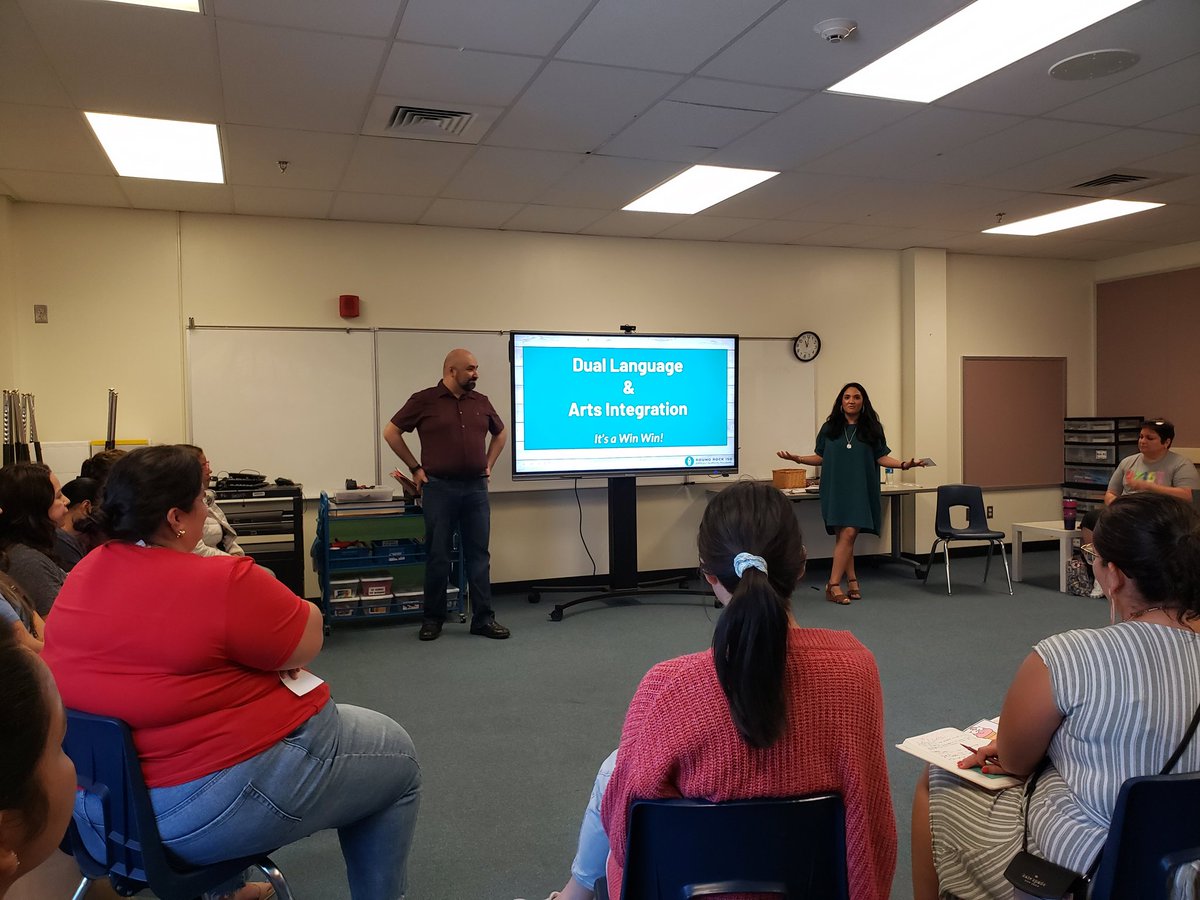 Filemón E. Aldama tweet media