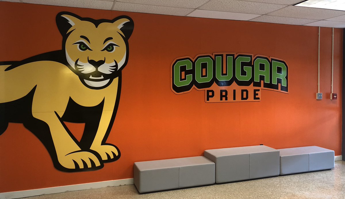 ExecDirBurba's tweet photo. What an amazing first day of school @ByckElem! I love that cougar pride! Students and staff are focused on learning from day 1. The tone has been set for a successful school year.  All systems GO! @ckolodey @JCPSAsstSuptAIS @JCPS_CAO @SFosterJCPS @JCPSKY https://t.co/3GF7IR9GT7