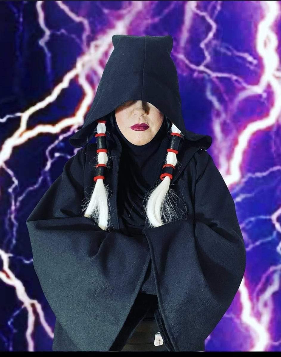 Let the dark side of Wednesday come to you! 
SL-81571, <a href="/FloridaGarrison/">Florida Garrison</a> <a href="/MakazeSquad/">Makaze Squad • 501st Legion</a> . 
#501stLegion #MoreThanLegends #HappyWednesday <a href="/501stLegion/">501st Legion</a>