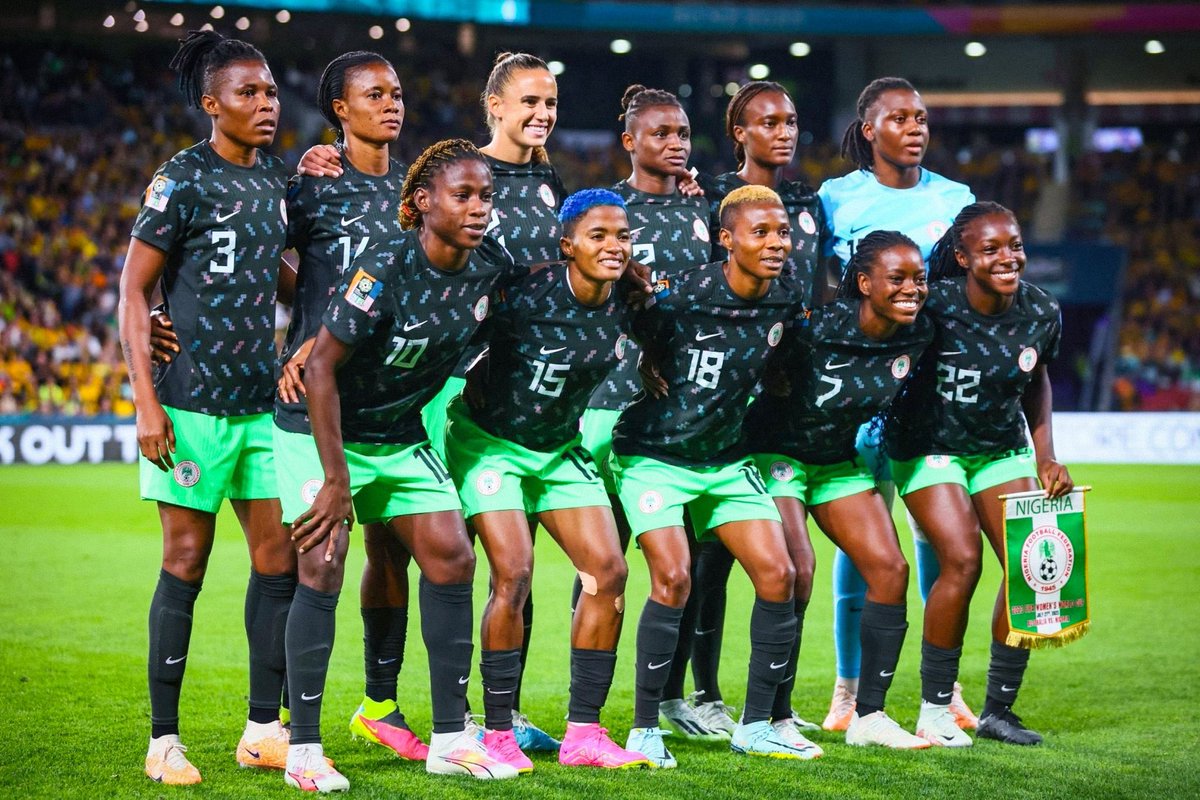 ashplumptre's tweet image. Incredibly grateful for the opportunity to go deeper into my own identity, learn more about what it means to have “Naija spirit” and to showcase to the world what a unified, determined and empowered group of women are capable of achieving. 
Proud to be a Super Falcon 🇳🇬