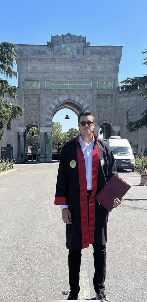 Emir’im bahtın açık olsun.Vatana ve millete faydan olsun.Adaletin kılıç vicdanın gücün olsun. Tebrikler oğlum..🇹🇷🧿