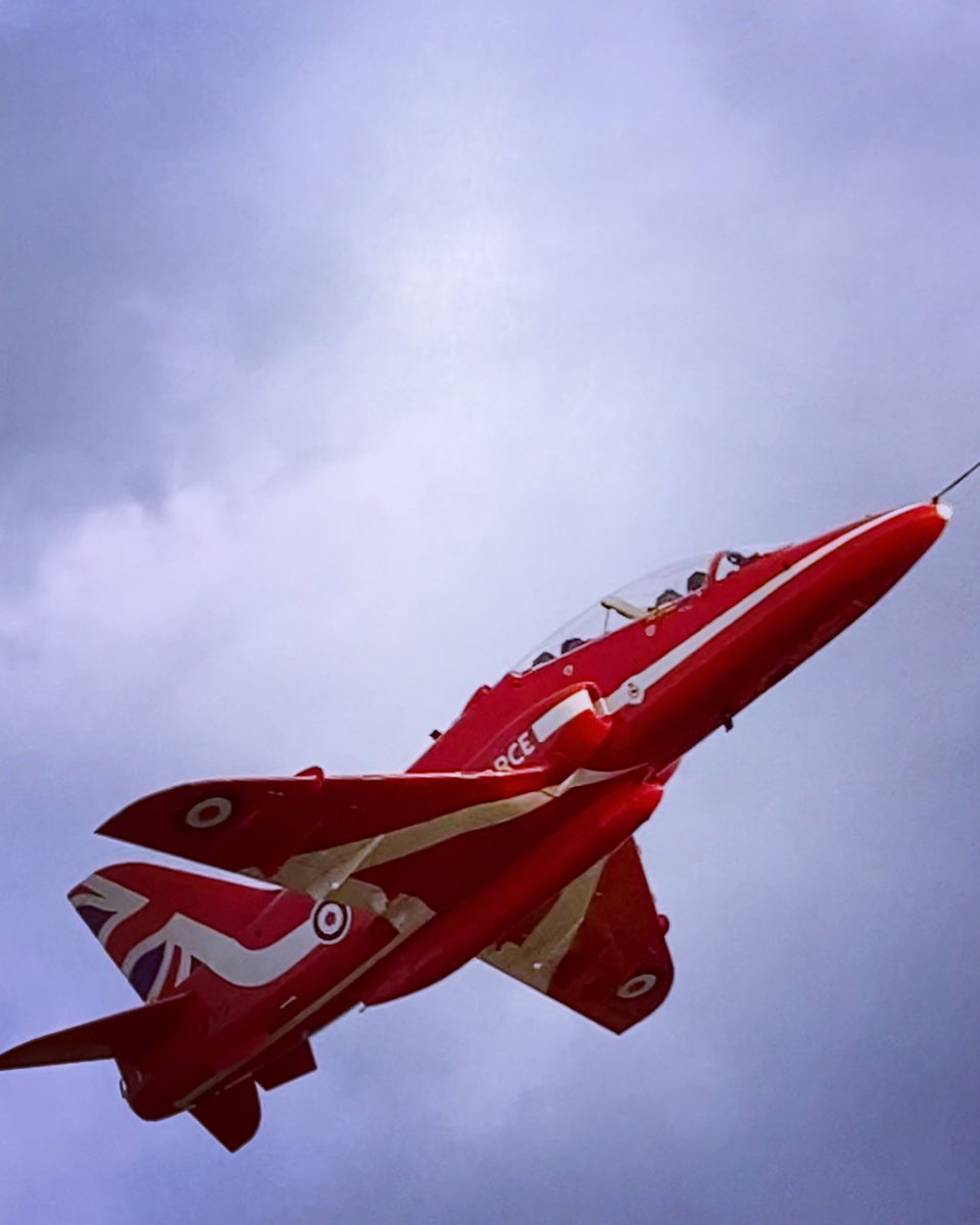 JeannieCroft's tweet photo. My favourite @rafredarrows photos that I have taken over the years ❤️🤍💙 https://t.co/rq1VQ3TKJN