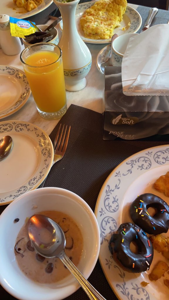 mxuskan's tweet image. lately…