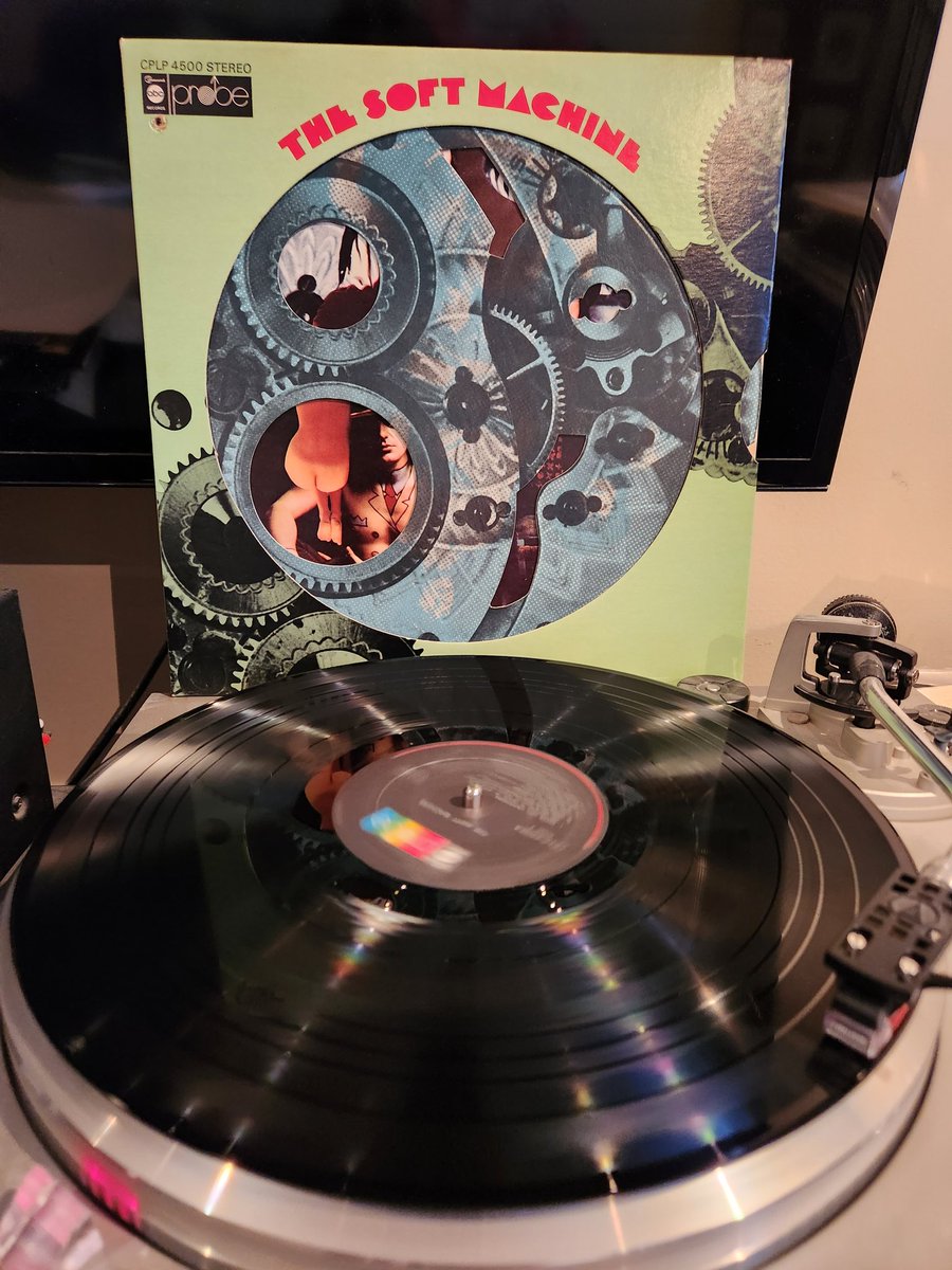 SpinVinyl1's tweet photo. Now spinning the debut album of The Soft Machine. This is a great psych/jazz/prog album that is a lot of fun to listen to. jazzy jams, different instruments and effects. This is the US original with die cut sleeve.
#TheSoftMachine #HopeForHappiness #SoBootIfAtAll #vinylrecords https://t.co/eC1ekyVM3H
