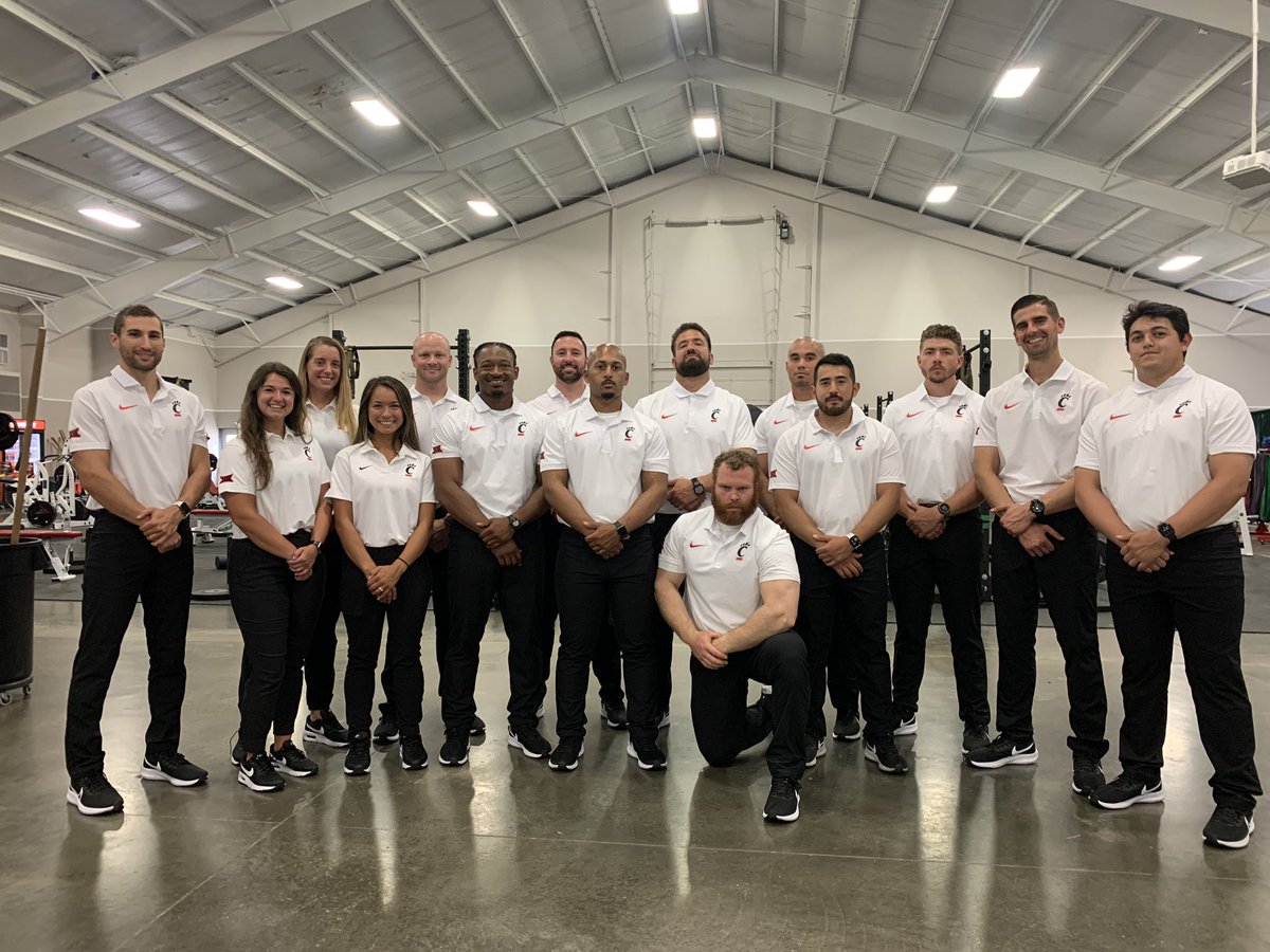 2023 UC FB Performance Staff🔥 

#GoBearcats