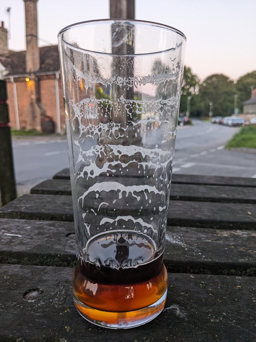 lorenzo_hermoso's tweet image. #lacings
#Broadside