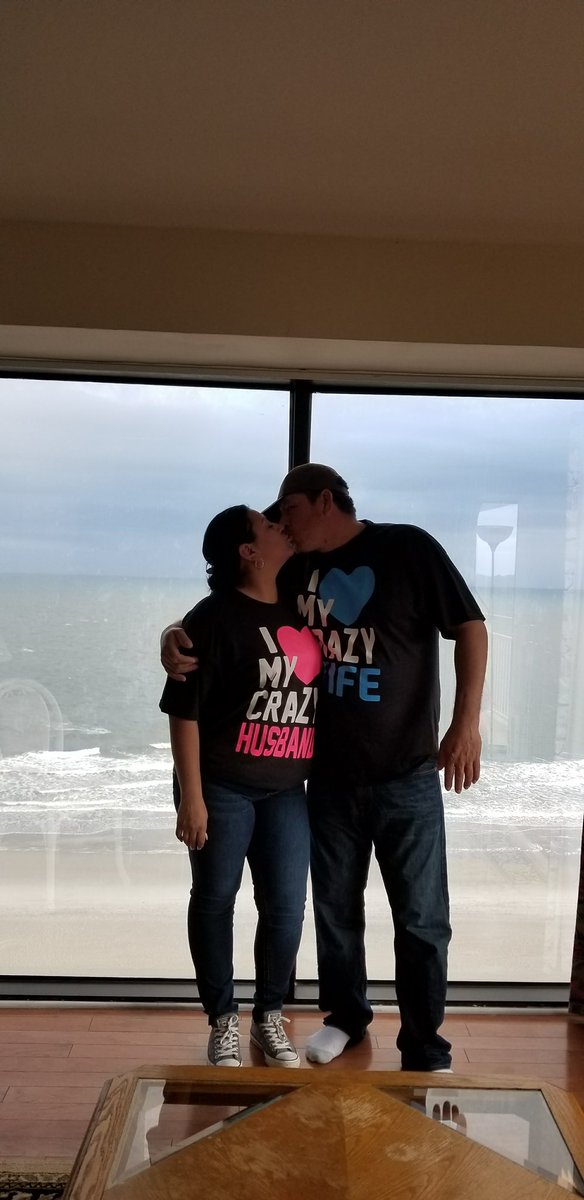 EricaJSandoval's tweet photo. Happy Anniversary to my other half, the one that keeps me sane! 🥂 to many more 😘
#20 https://t.co/YloPaNxvJp
