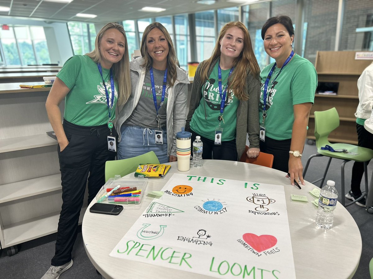 So glad to have staff back in the building!  
“What Makes Us Spencer Loomis?”
#Empower95 #LoomisLearns 
#LZdistrict95