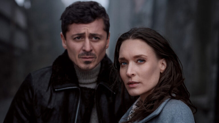 The Swedish series Top Dog on <a href="/WalterPresents/">Walter Presents UK</a> revolves around the relationship between reforming gangster Teddy and out-of-work lawyer Emily, whose desperate bids for survival put them on a collision course with each other. Check out the full review:  foreigncrimedrama.com/top-dog-season…