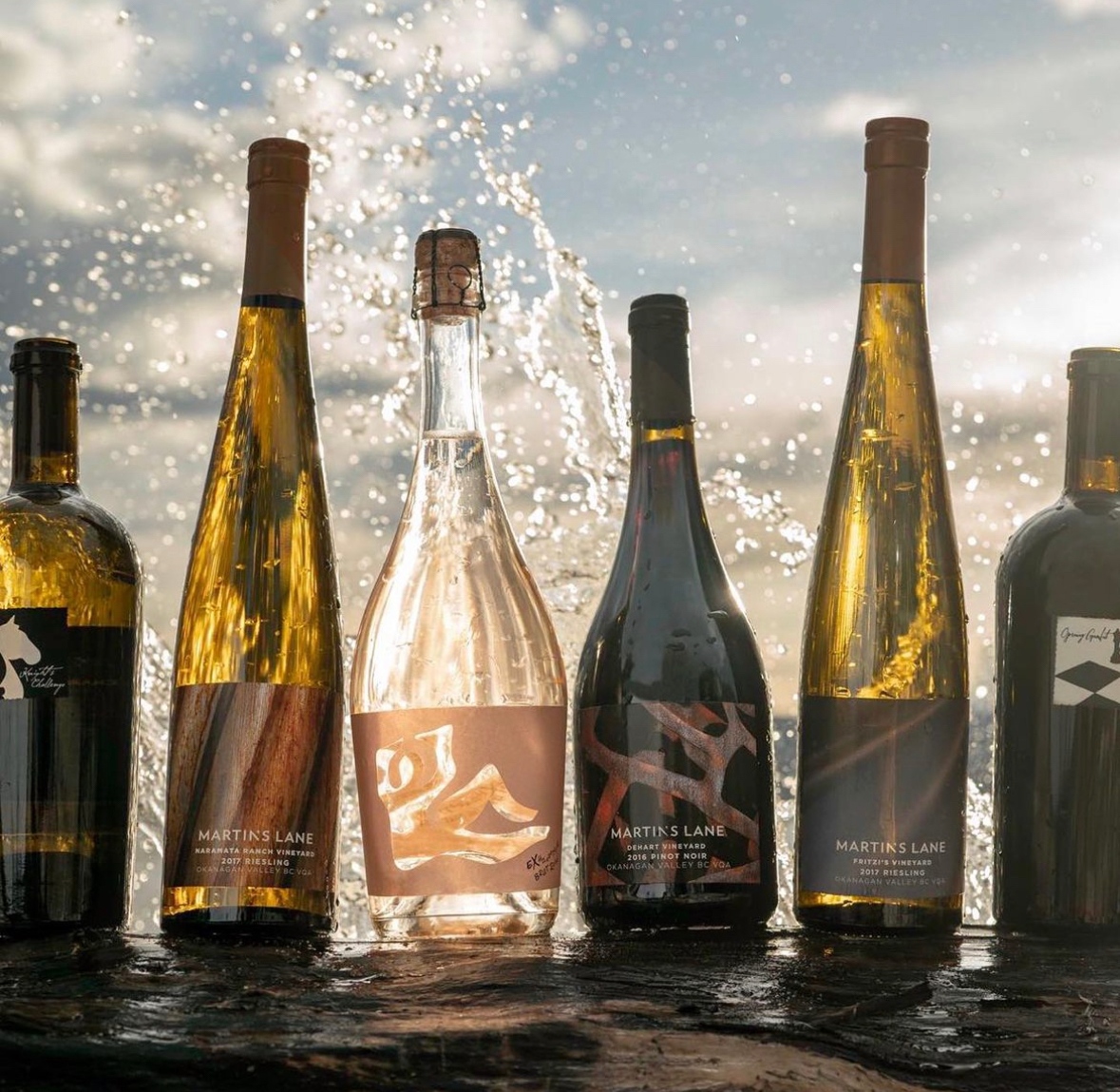 Versantehotel's tweet photo. 6 courses | 3 wineries | one exquisite evening 🥂⁠
⁠
Club Versante's Acre Through the Seasons is teaming up with Iconic Wineries of British Columbia to take guests on an exhilarating wine-paired culinary journey on Aug 30. ⁠
⁠
View menu: https://t.co/rfMR4wIoSx https://t.co/i2xOJrjs0p