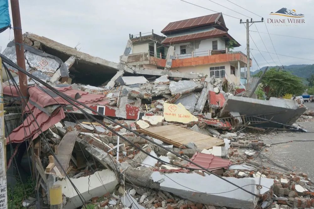 DuaneWeberInsur's tweet image. Earthquakes don't discriminate. Don't wait for disaster to strike. Discover the benefits of earthquake insurance and secure your future. Learn more here:
dweberins.com/earthquake-ins…
#EarthquakeInsurance #PersonalInsurance #DuaneWeberInsurance #SumnerWashington  #WashingtonInsurance