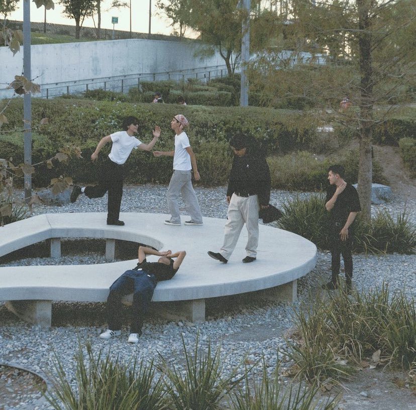 popindiesource's tweet photo. BADBADNEWS han anunciado el segundo sencillo de su EP debut “DESPERTE EN ABRIL” para este martes 15 de agosto https://t.co/6YN14bKRse