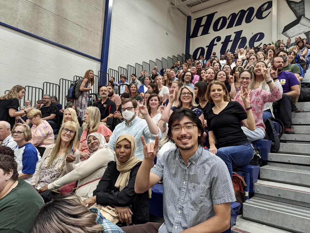 Mrs Hill tweet media