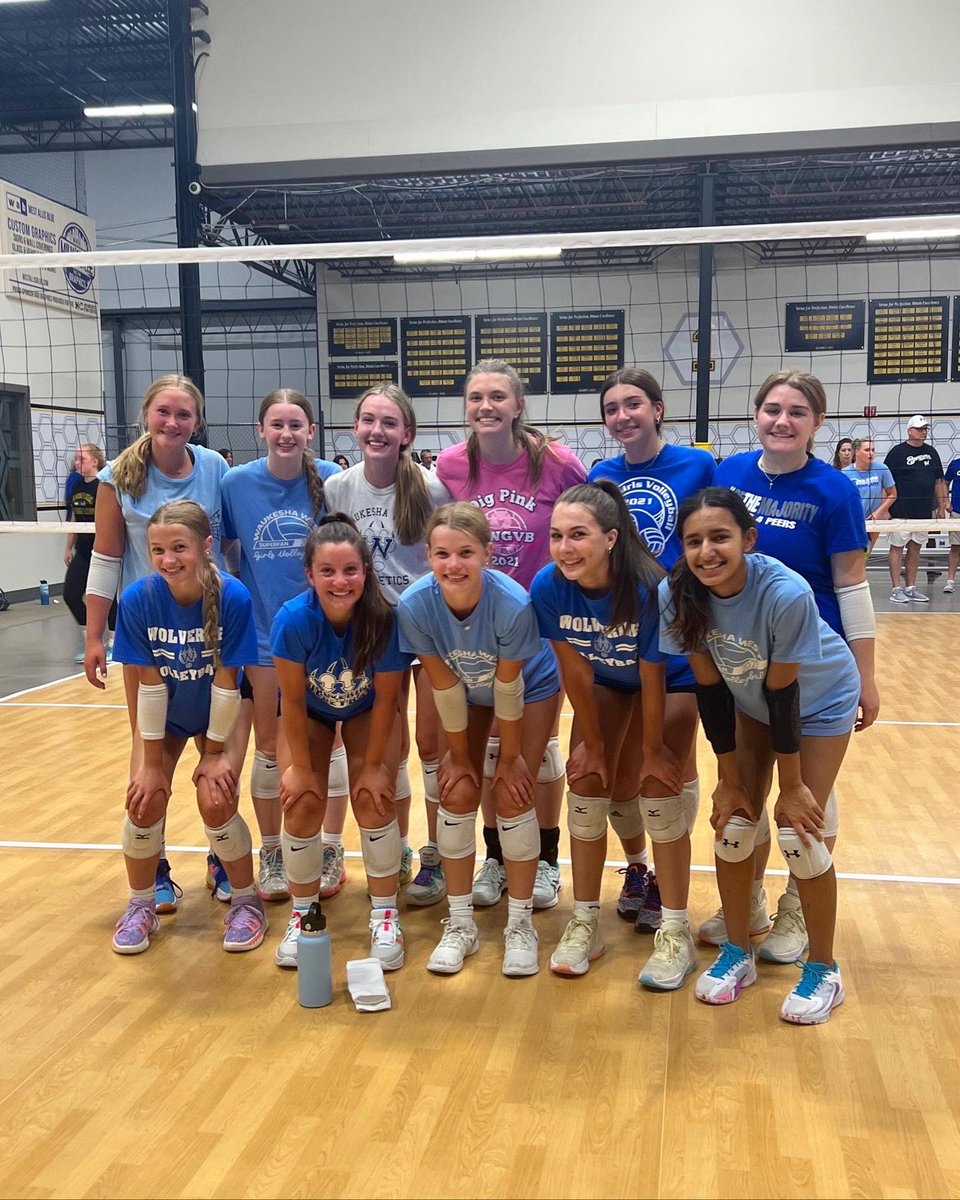 💪🏼HS SUMMER LEAGUE💪🏼

Thank you to all the teams &amp; players who came out this summer &amp; competed hard in preparation for your fall seasons!🤩💪🏼

Congratulations to: 

•Varsity: 
🥇Oak Creek
🥈Waukesha West

•JV:
🥇DSHA
🥈Oconomowoc