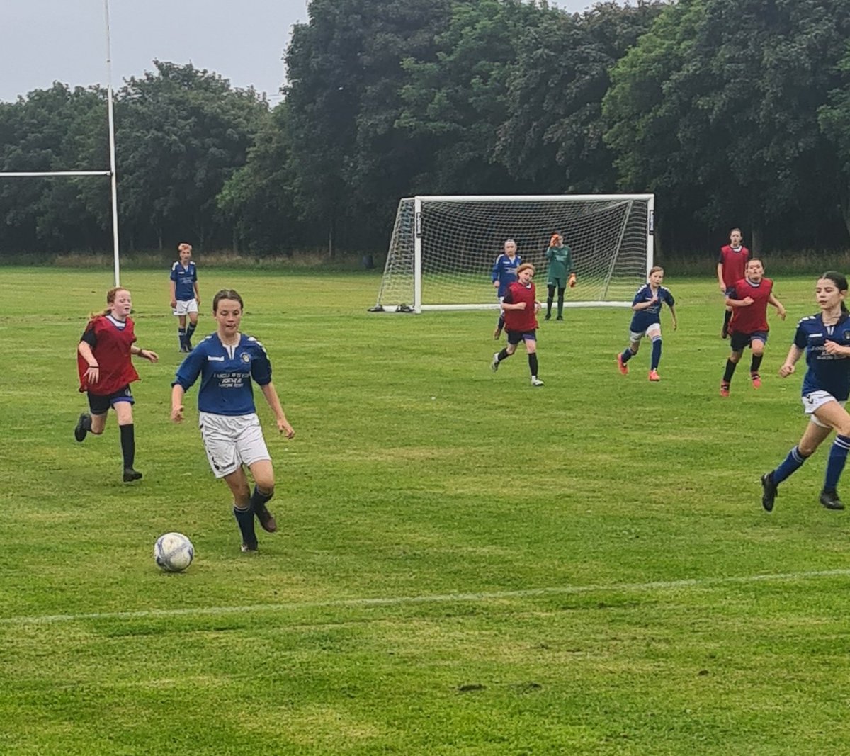 ClarkDriveGFC1's tweet photo. Some action shots from tonight friendly vs @BusbyGirlsAFC #monthedrive https://t.co/5rHA67UrrV