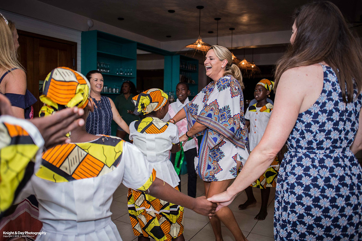 naiaresortspa's tweet image. Embrace the rich culture of our jewel! Ask our team about hosting your special event and adding a touch of local entertainment to create unforgettable memories at Naia. 🎉🎶
naiaresortandspa.com/belize-events-…

#CultureExperience #SpecialEvents #LocalEntertainment #BelizeHospitality