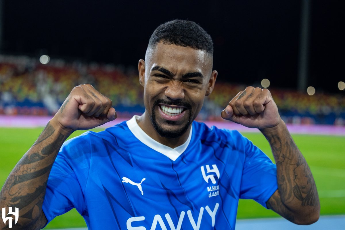 Alhilal_FC's tweet photo. 🔝الفرح.. طبـعه 🤩💙

#الهلال https://t.co/qbQPU9P0gK