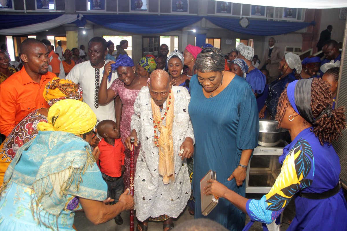 9jaecho's tweet image. Super-Centenarian celebrates 130th birthday in @aksgovt.

@GWR