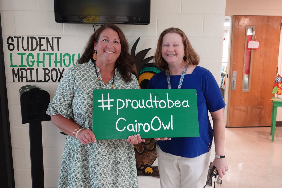 HendersonSchool's tweet photo. 6,315 students π
1,100 staff βοΈ
It was a great first day of school in Henderson County Schools!
Can't wait for TBJELC students to begin school in a few weeks.
#HCSFirstday https://t.co/4Io6vYDOsf