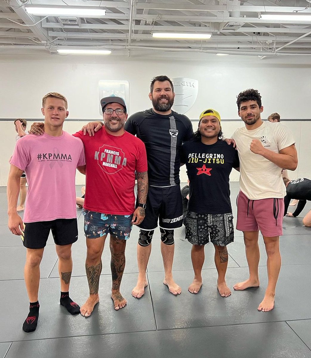 Buctown MMA 🥋🥊🧠✨️ buctown.eth (@buctownmma) on Twitter photo Fight Week 🔥 <a href="/FranMarshallMMA/">Francis Marshall</a> 👊😎
📍Drysdale Jiu Jitsu in Las Vegas, NV
<a href="/_JayIsip_/">Jay 😎🍄👽</a> <a href="/kurtpellegrino/">kurt pellegrino</a> <a href="/robertdrysdale/">ROBERT DRYSDALE</a> <a href="/ufc/">UFC</a>
#UFC #UFCFightNight Fight Week 🔥 <a href="/FranMarshallMMA/">Francis Marshall</a> 👊😎
📍Drysdale Jiu Jitsu in Las Vegas, NV
<a href="/_JayIsip_/">Jay 😎🍄👽</a> <a href="/kurtpellegrino/">kurt pellegrino</a> <a href="/robertdrysdale/">ROBERT DRYSDALE</a> <a href="/ufc/">UFC</a>
#UFC #UFCFightNight