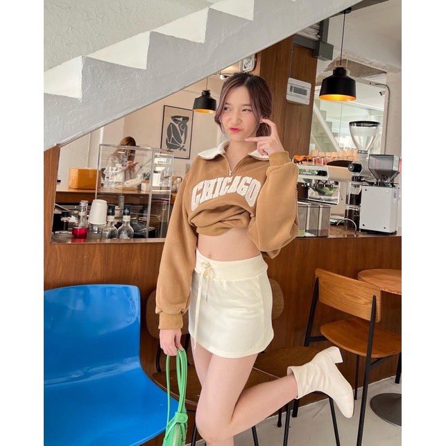 192hrq's tweet photo. ส่งต่อ กระโปรง cintage rollick mini skirt สีครีม size m 260 รวมส่ง จาก 300 ลองใส่เฉยๆ #ส่งต่อcintage #cintage #cintageshop #ส่งต่อเสื้อผ้ามือสองราคาถูก #ส่งต่อเสื้อผ้ามือสองสภาพดี #ส่งต่อเสื้อผ้า #ส่งต่อเสื้อผ้ามือ2 https://t.co/BAGaolBlfX