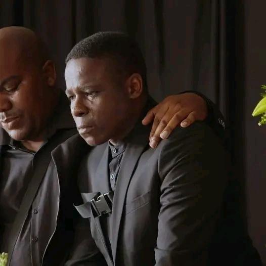 Retweet if you agree Nhlamulo is a great actor 🙏❤️‍🔥🤞
#etvScandal