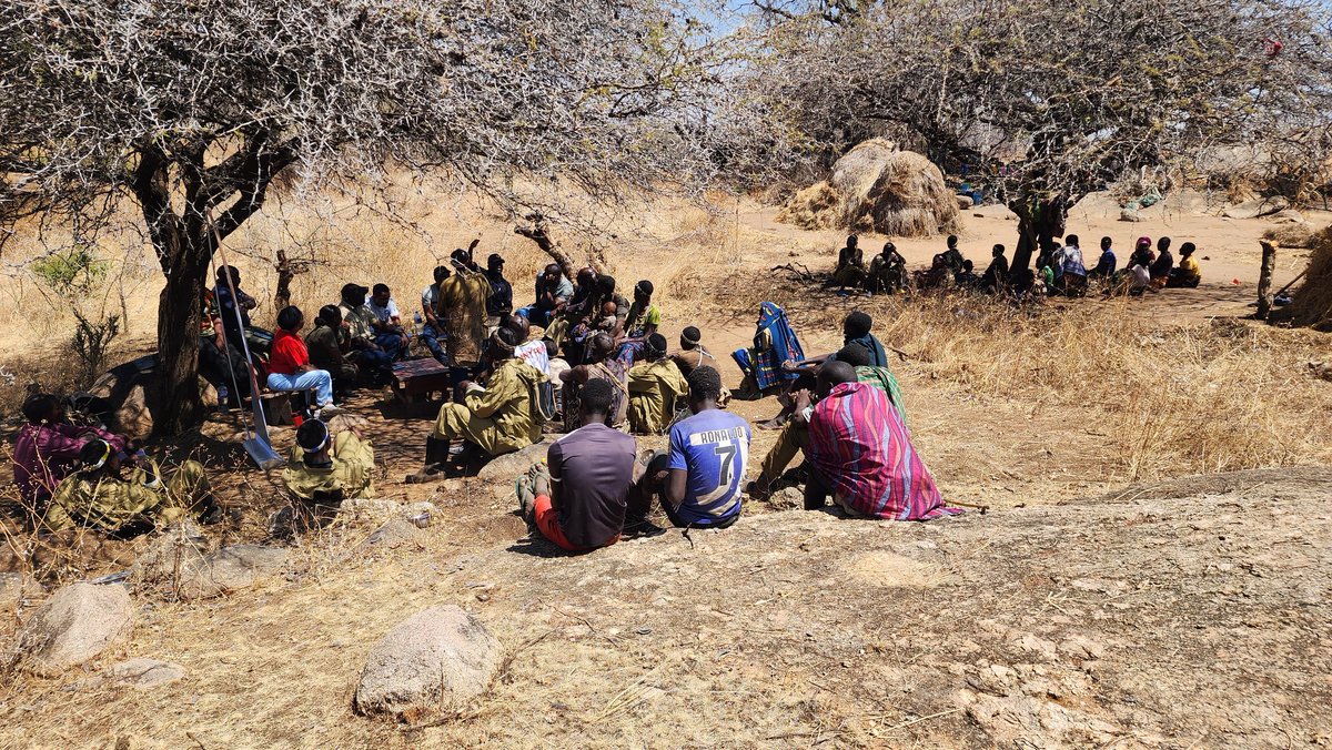 fdninga's tweet photo. In celebration of the #IndigenousPeoplesDay we spent 2 quality hours with the Hadzabe community in Meatu District, TZA, where the @GEF_SGP is empowering this community to conserve their shrinking forest patches, including through modernizing honey production -an important food. https://t.co/A6oeJvlVLk