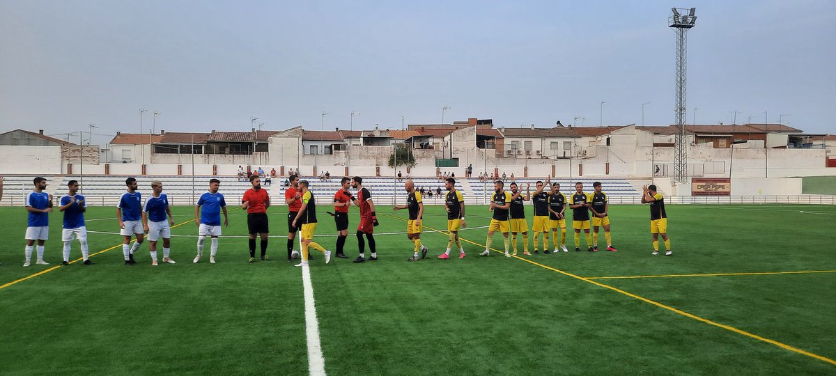 Final amistoso 

Carolinense CD 0-2 Begíjar CF 

💛🖤