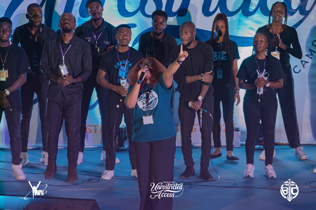 YWAPhq's tweet photo. This Evenings session was nothing short of amazing!
Soul Rhythm opened up the night with an amazing time of worship
Pastor Wilson Akuboh brought the word with fire
We are soldiers in Gods army and our commission is to bring the lost home
#bcxvii #boothcampxvii #ywapbcxvii https://t.co/zzzgJ9GtuD