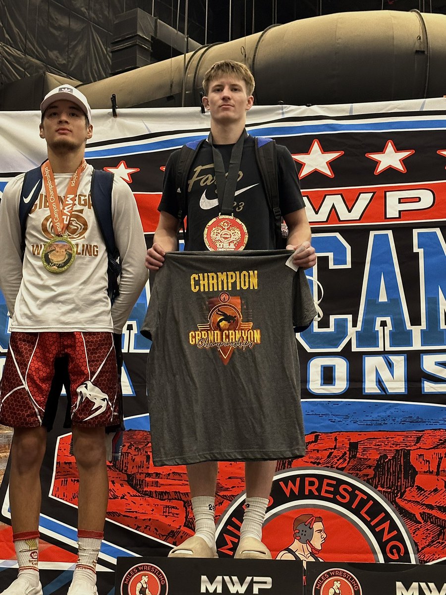 TheDylanBrown2's tweet photo. 3x Grand Canyon Champ https://t.co/lBOU6gr7rR