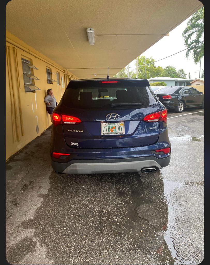 JesusBERTOVlogs's tweet photo. 🔥🔥Vendo Hyundai Santa Fe Sport 2018🔥
✅No Dealer, Venta Privada, 113k Millas, Título Limpio en Mano, Tapicería, Pintura y Mecánica Excelente
⚡️10.500 Cash⚡️Para Hoy💫
Ubicado en #miami #florida #carrosmiami #vehiculosmiami https://t.co/fRf4GCe48x
