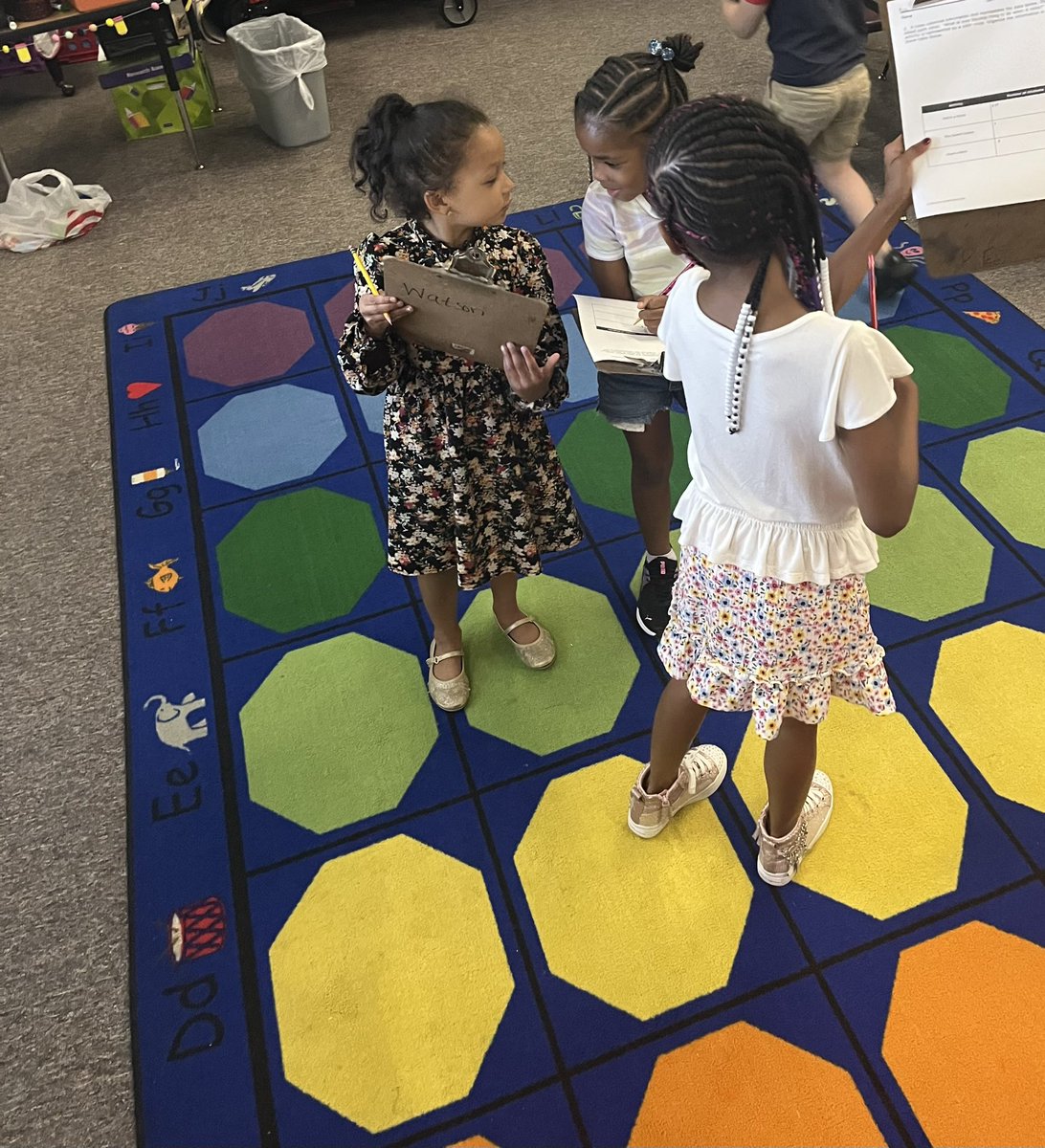 SWalter_Teach's tweet photo. My 1st grade babies are growing into marvelous mathematicians! 🥰 Learning all about gathering data, asking questions, and measuring items. 🤩 https://t.co/5fcz56hIQ7