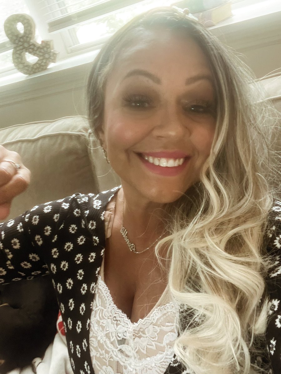 nellie74100's tweet image. My Lord Jesus makes me smile 😊 Jesus is my everything! He’s the ultimate healer! 🫶🏼