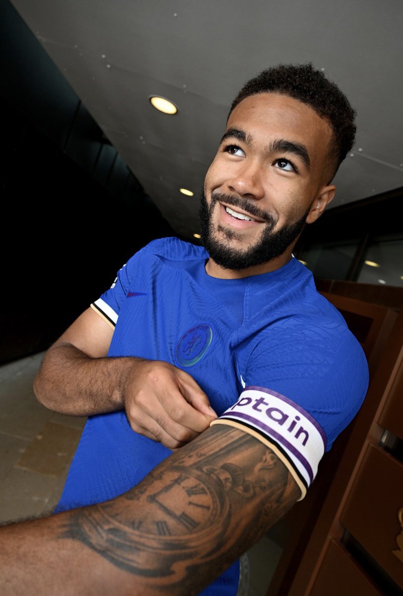 The captain of the blues. 💫💫💙💙 Drop a blue heart. Let's do this Chelsea fans