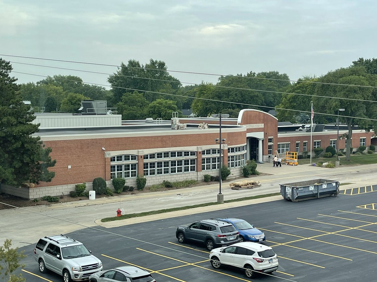 Soon. Very soon… #bestriking #areyoureadyforit ⚡️💜