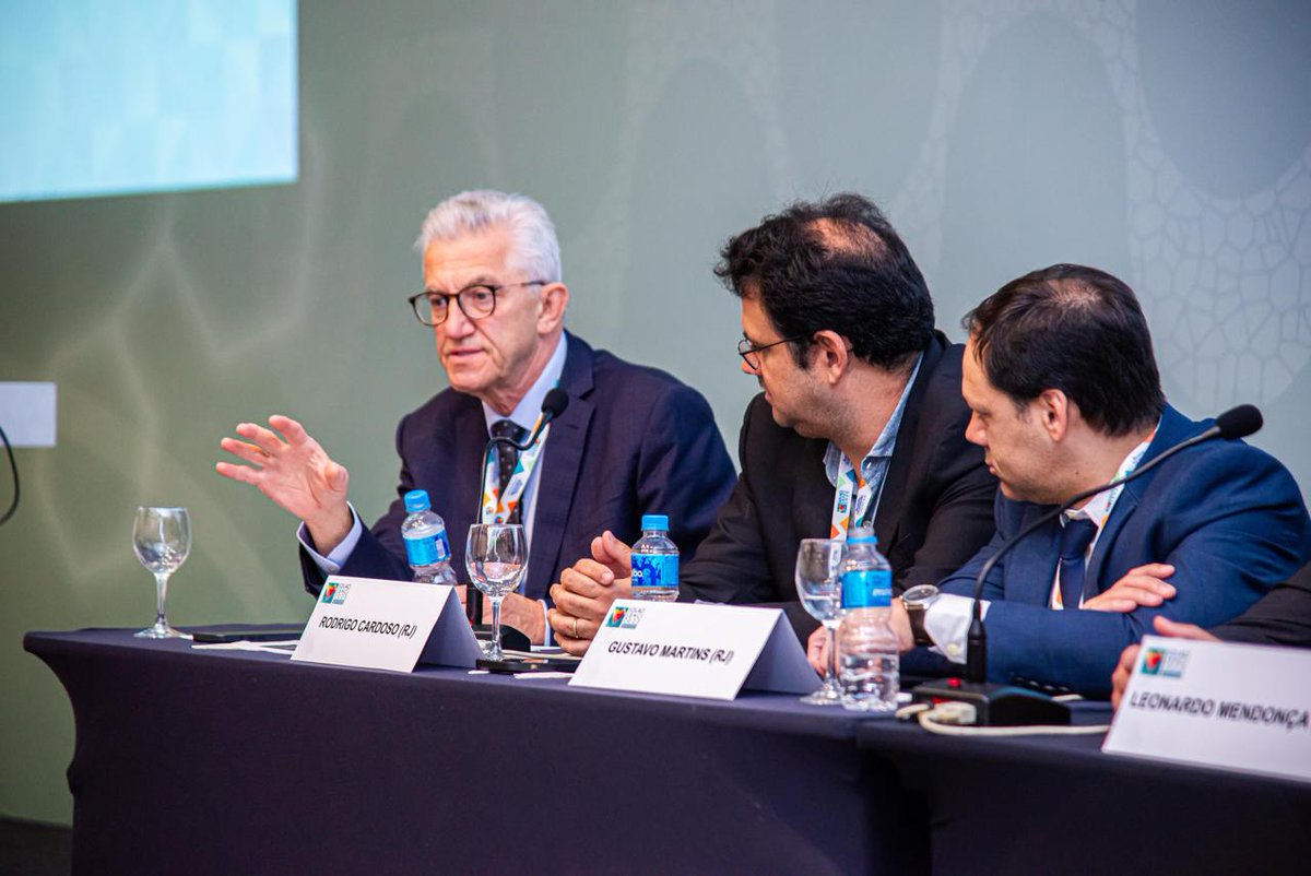 sbhci's tweet photo. Agradecemos a todos os envolvidos !A sala São Conrado da SOLACI-SBHCI2023 foi um espaço de descobertas, aprendizado e intercâmbio de ideias revolucionárias na área da Cardiologia Intervencionista.
#sbhci #cardiologia #cardiopatia #cardiologiaintervencionista #hemodinamica https://t.co/gazTpHFZNh