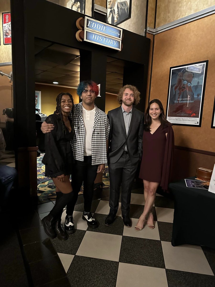 S·E·R·V·I·U·S👻 tweet media