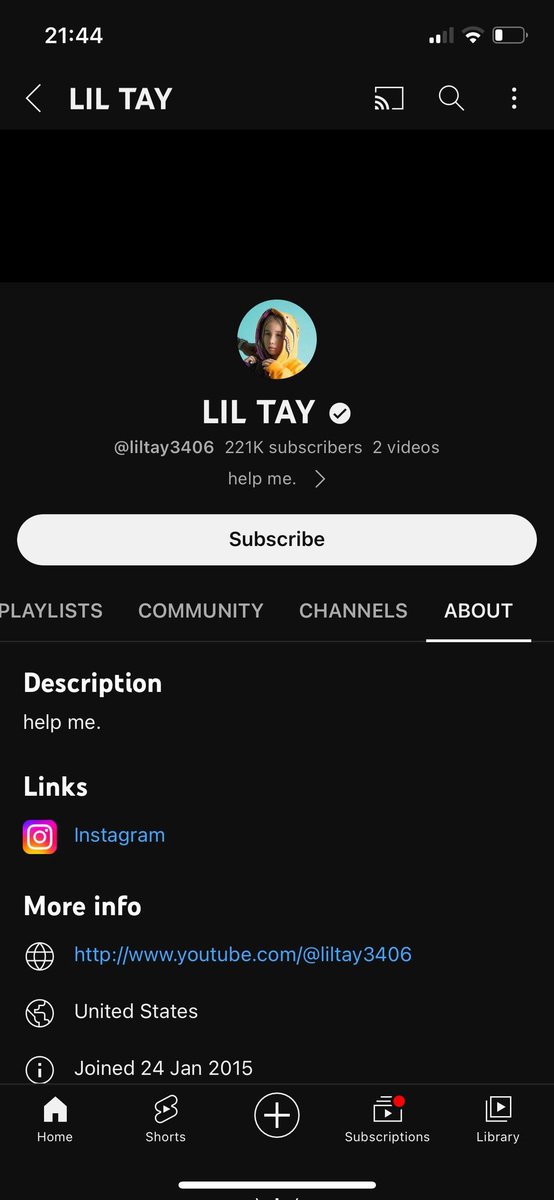 kud1wa's tweet photo. Lil Tay's yt bio says "help me."???? yh smths fishy https://t.co/TZc7S4dqpy
