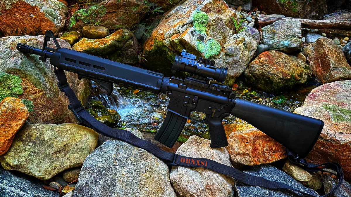 OBNXS1's tweet photo. Added a couple upgrades to the Dissy and an awesome Stainless Steel mag from Duramag. 
#am15 #dissipator #andersonmanufacturing #duramag #magpul #retro #vortexoptics https://t.co/UzfoUu4fYi